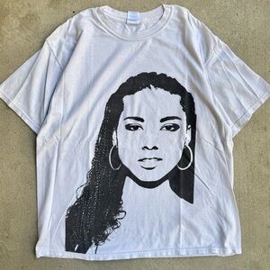 Vintage Alicia Keys White Men’s Music Tour Rap Tshirt XL 24x29